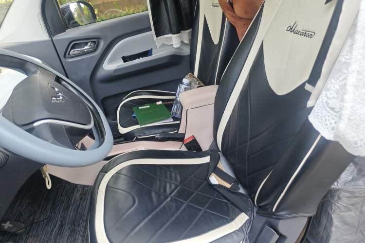Used Wuling Hongguang MINIEV 2021 Macaron Fashion Model Lithium Iron Phosphate Left Front Seat