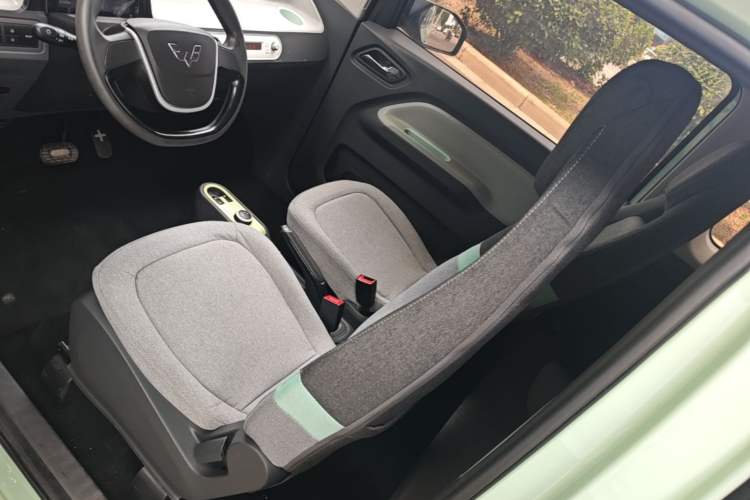 Used Wuling Hongguang MINIEV 2021 Macaron Fashion Model Lithium Iron Phosphate Left Front Seat