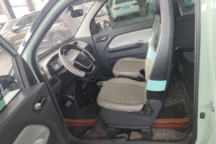Used Wuling Hongguang MINIEV 2021 Macaron Fashion Edition Lithium-Ion Battery Left Front Seat