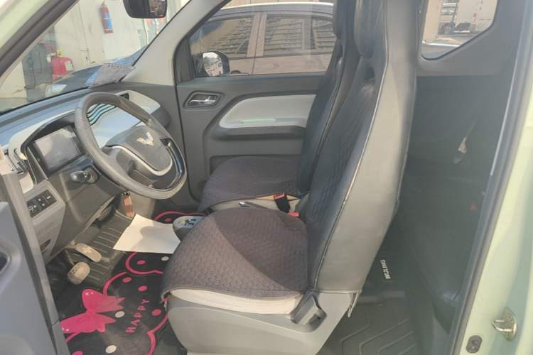 Used Wuling Hongguang MINIEV 2021 Macaron Fashion Model Lithium Iron Phosphate Left Front Seat