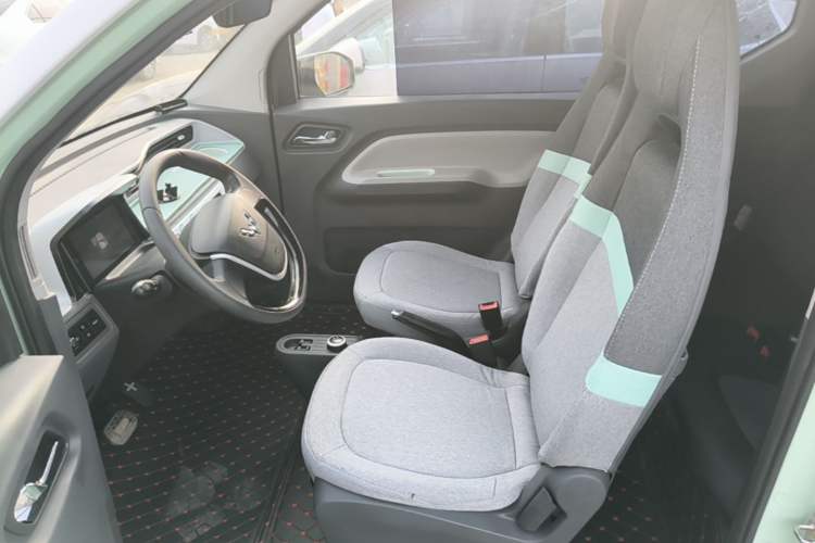 Used Wuling Hongguang MINIEV 2021 Macaron Fashion Model Lithium Iron Phosphate Left Front Seat