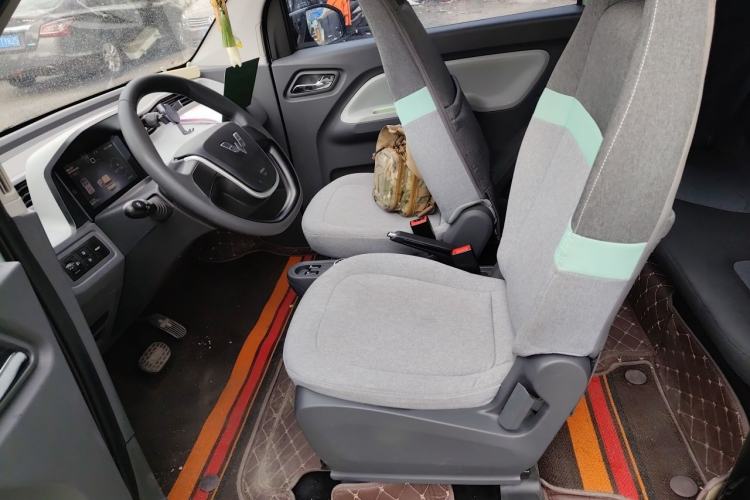 Used Wuling Hongguang MINIEV 2021 Macaron Premium Model – Lithium Iron Phosphate Left Front Seat