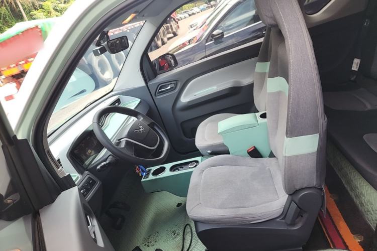Used Wuling Hongguang MINIEV 2021 Macaron Fashion Model Lithium Iron Phosphate Left Front Seat