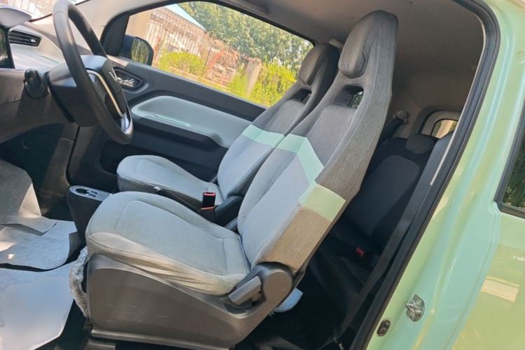 Used Wuling Hongguang MINIEV 2021 Macaron Fashion Model Lithium Iron Phosphate Left Front Seat