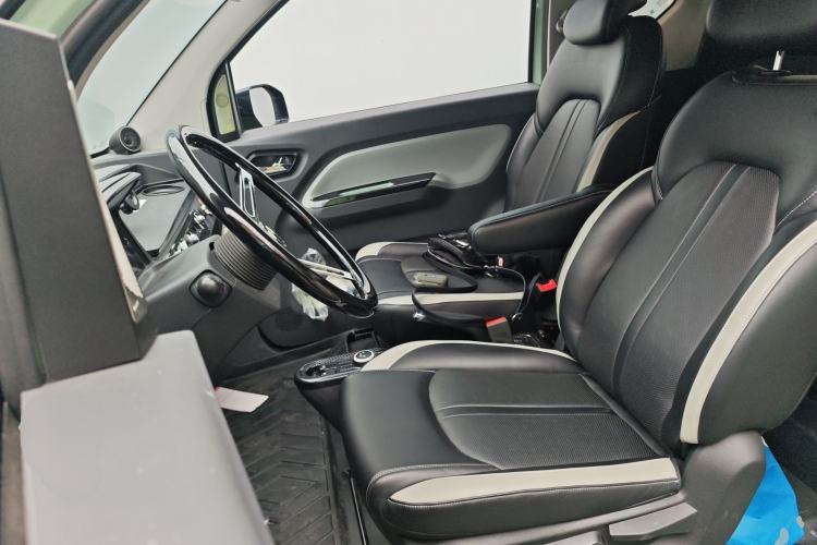 Used Wuling Hongguang MINIEV 2021 Macaron Premium Model – Lithium-NMC Left Front Seat