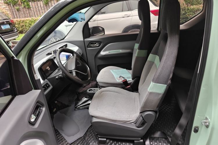 Used Wuling Hongguang MINIEV 2021 Macaron Premium Model – Lithium-NMC Left Front Seat