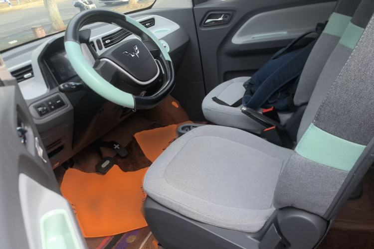 Used Wuling Hongguang MINIEV 2021 Macaron Premium Model – Lithium-NMC Left Front Seat