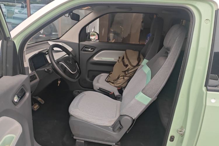 Used Wuling Hongguang MINIEV 2021 Macaron Premium Model – Lithium Iron Phosphate Left Front Seat