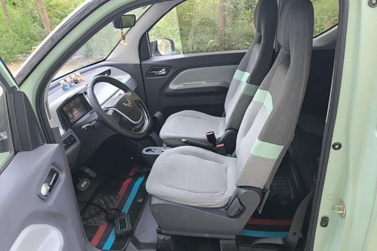Used Wuling Hongguang MINIEV 2021 Macaron Fashion Model Lithium Iron Phosphate Left Front Seat