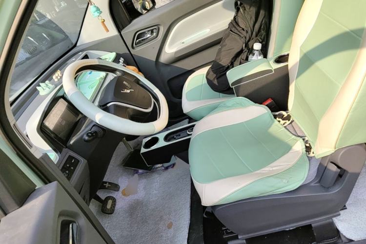Used Wuling Hongguang MINIEV 2021 Macaron Fashion Model Lithium Iron Phosphate Left Front Seat