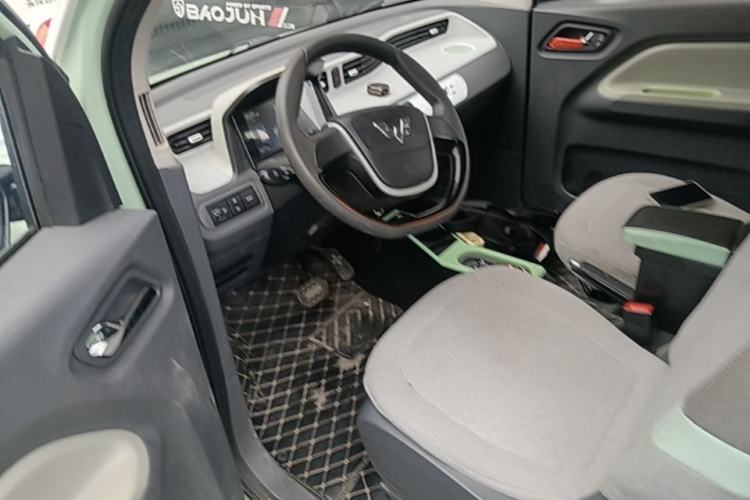 Used Wuling Hongguang MINIEV 2021 Macaron Fashion Model Lithium Iron Phosphate Left Front Seat