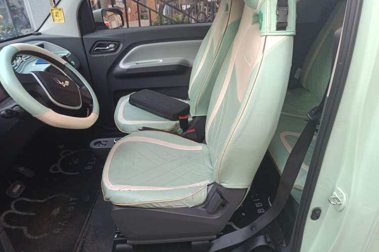 Used Wuling Hongguang MINIEV 2021 Macaron Fashion Model Lithium Iron Phosphate Left Front Seat