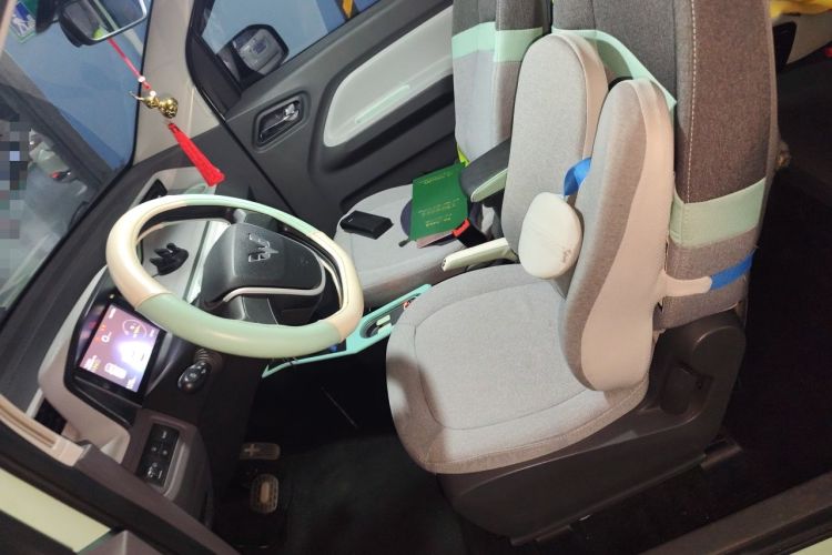 Used Wuling Hongguang MINIEV 2021 Macaron Premium Model – Lithium Iron Phosphate Left Front Seat