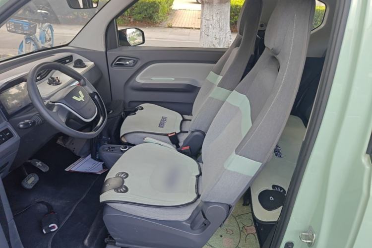 Used Wuling Hongguang MINIEV 2021 Macaron Premium Model – Lithium Iron Phosphate Left Front Seat