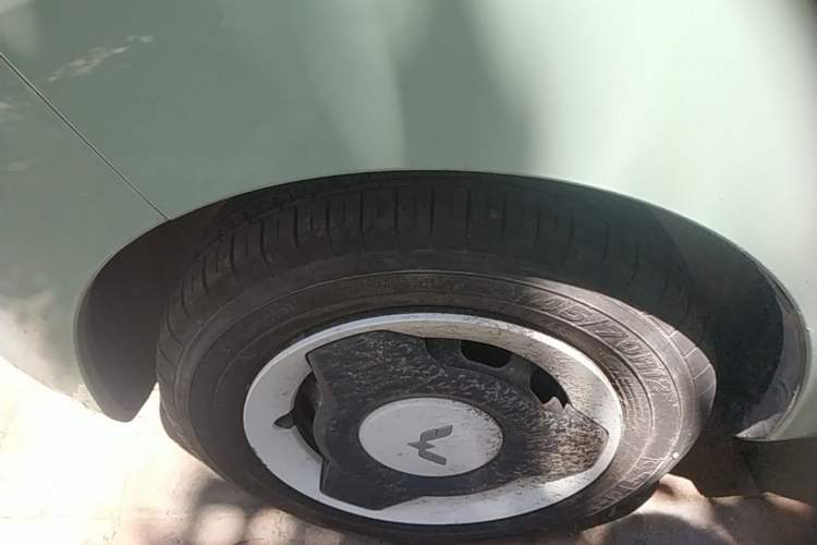 Used Wuling Hongguang MINIEV 2021 Macaron Premium Model – Lithium Iron Phosphate Left Front Wheel Hub