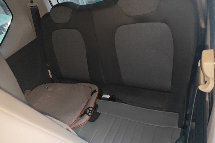 Used Wuling Hongguang MINIEV 2021 Macaron Fashion Model Lithium Iron Phosphate Left Rear Seat