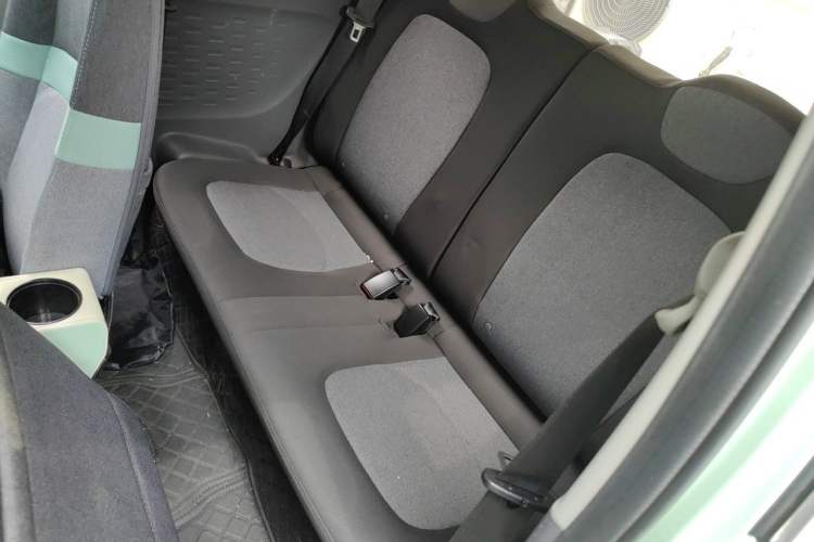 Used Wuling Hongguang MINIEV 2021 Macaron Fashion Model Lithium Iron Phosphate Left Rear Seat