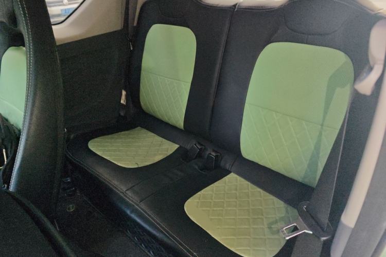 Used Wuling Hongguang MINIEV 2021 Macaron Fashion Edition Lithium-Ion Battery Left Rear Seat