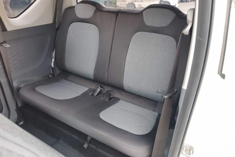 Used Wuling Hongguang MINIEV 2021 Macaron Premium Model – Lithium Iron Phosphate Left Rear Seat