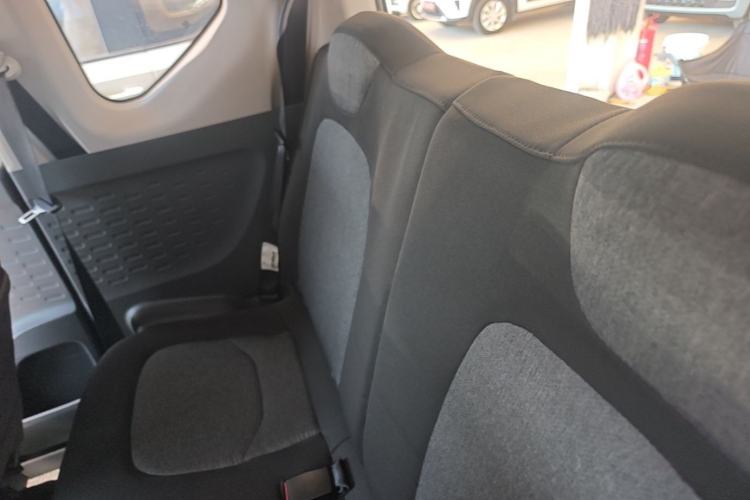 Used Wuling Hongguang MINIEV 2021 Macaron Premium Model – Lithium Iron Phosphate Left Rear Seat