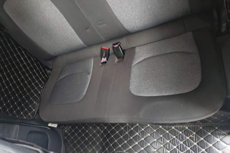 Used Wuling Hongguang MINIEV 2021 Macaron Premium Model – Lithium-NMC Left Rear Seat