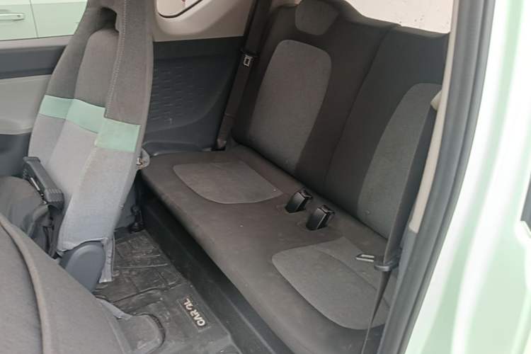 Used Wuling Hongguang MINIEV 2021 Macaron Fashion Model Lithium Iron Phosphate Left Rear Seat