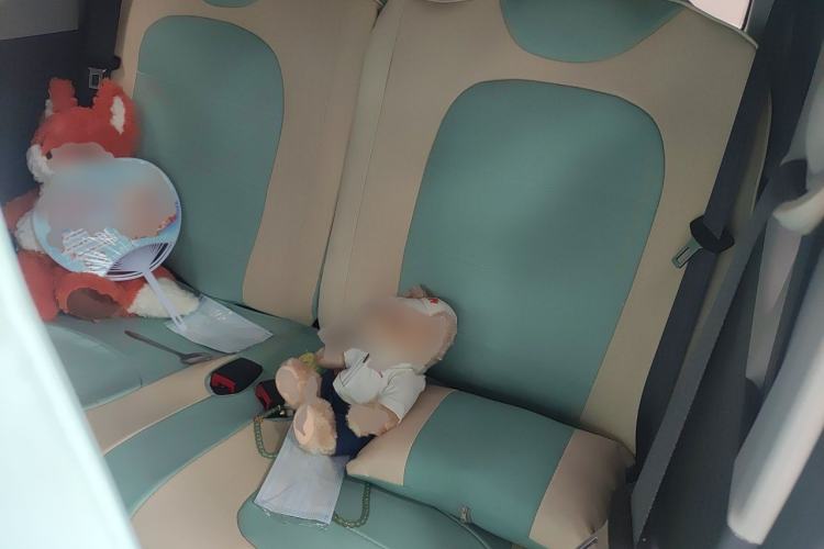 Used Wuling Hongguang MINIEV 2021 Macaron Fashion Model Lithium Iron Phosphate Left Rear Seat