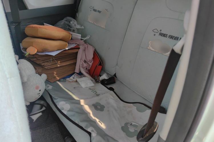 Used Wuling Hongguang MINIEV 2021 Macaron Fashion Edition Lithium-Ion Battery Left Rear Seat