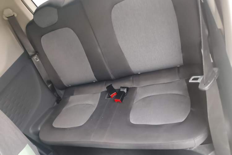 Used Wuling Hongguang MINIEV 2021 Macaron Fashion Model Lithium Iron Phosphate Left Rear Seat