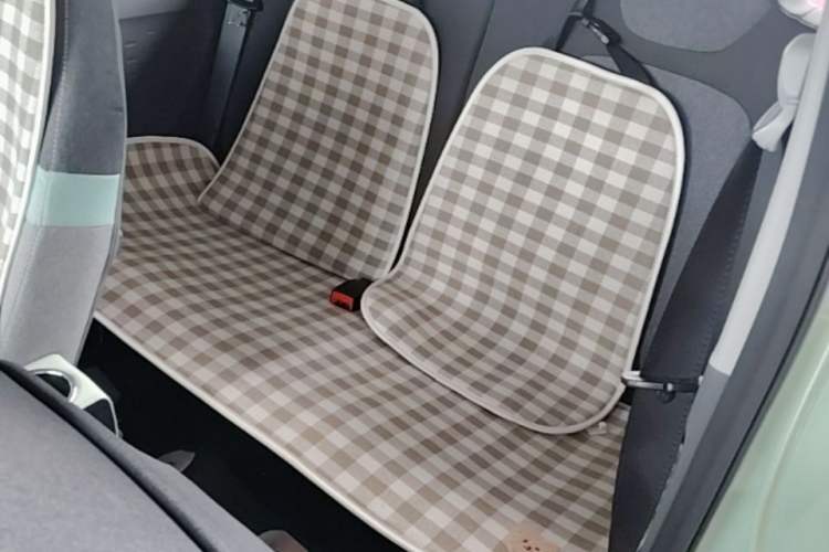 Used Wuling Hongguang MINIEV 2021 Macaron Premium Model – Lithium Iron Phosphate Left Rear Seat