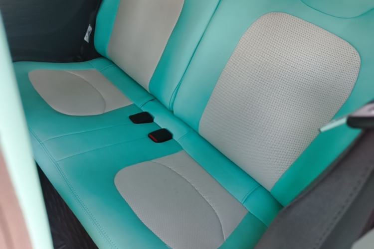 Used Wuling Hongguang MINIEV 2021 Macaron Fashion Model Lithium Iron Phosphate Left Rear Seat