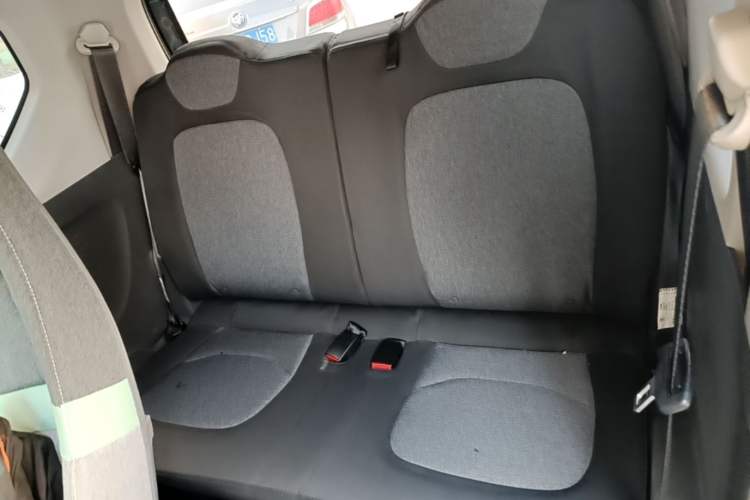 Used Wuling Hongguang MINIEV 2021 Macaron Premium Model – Lithium Iron Phosphate Left Rear Seat
