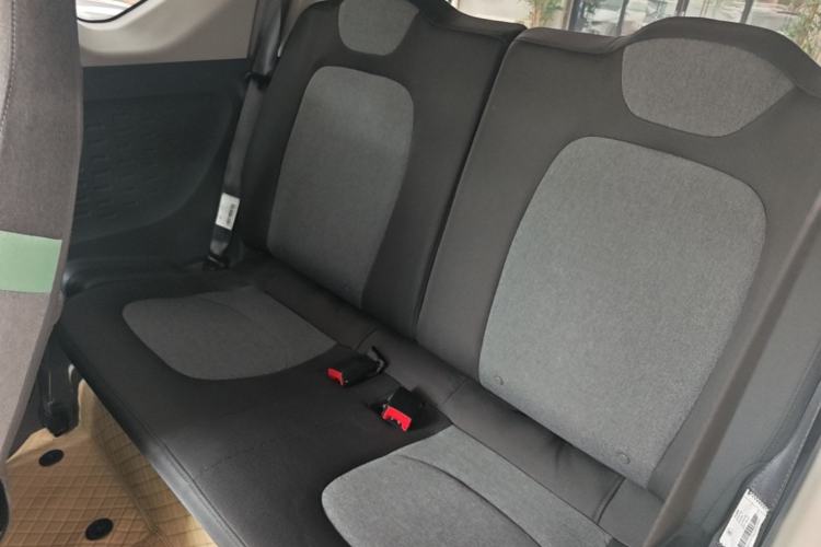 Used Wuling Hongguang MINIEV 2021 Macaron Premium Model – Lithium Iron Phosphate Left Rear Seat