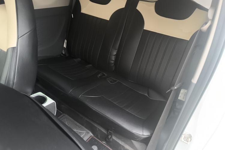 Used Wuling Hongguang MINIEV 2021 Macaron Fashion Model Lithium Iron Phosphate Left Rear Seat