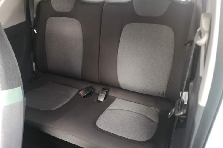 Used Wuling Hongguang MINIEV 2021 Macaron Premium Model – Lithium Iron Phosphate Left Rear Seat