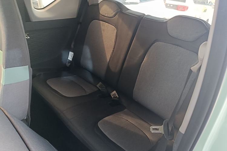 Used Wuling Hongguang MINIEV 2021 Macaron Fashion Model Lithium Iron Phosphate Left Rear Seat