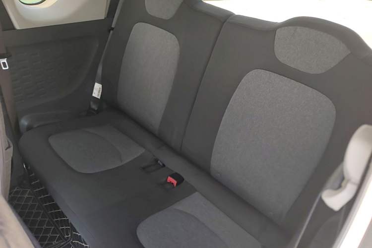 Used Wuling Hongguang MINIEV 2021 Macaron Fashion Model Lithium Iron Phosphate Left Rear Seat