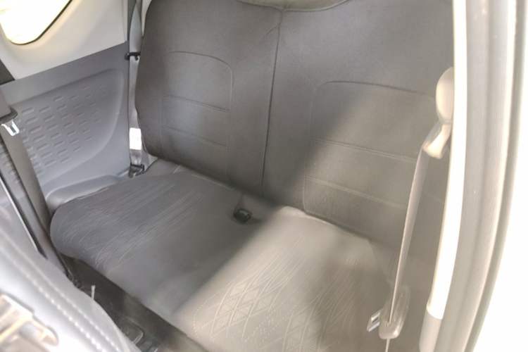 Used Wuling Hongguang MINIEV 2021 Macaron Premium Model – Lithium Iron Phosphate Left Rear Seat
