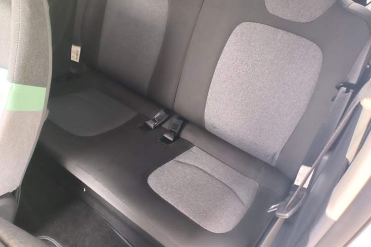 Used Wuling Hongguang MINIEV 2021 Macaron Premium Model – Lithium-NMC Left Rear Seat