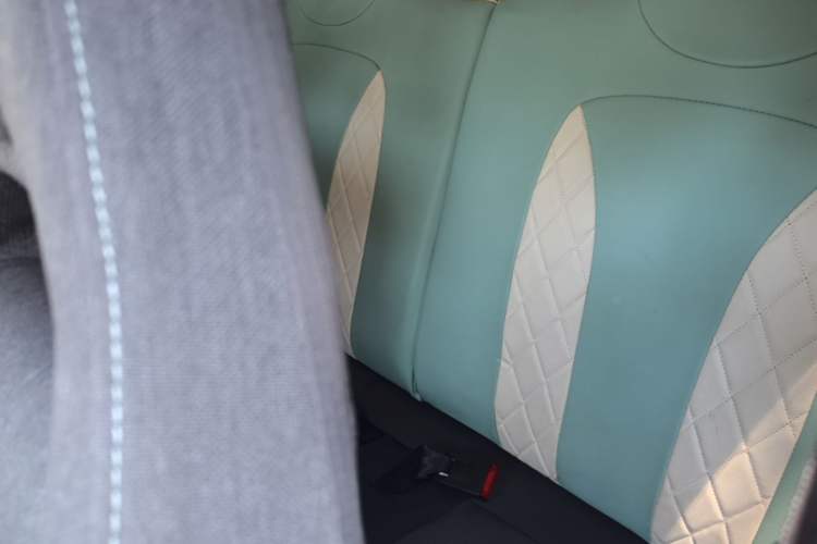 Used Wuling Hongguang MINIEV 2021 Macaron Fashion Edition Lithium-Ion Battery Left Rear Seat