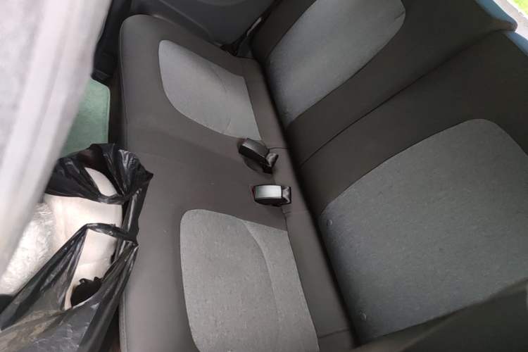 Used Wuling Hongguang MINIEV 2021 Macaron Premium Model – Lithium Iron Phosphate Left Rear Seat