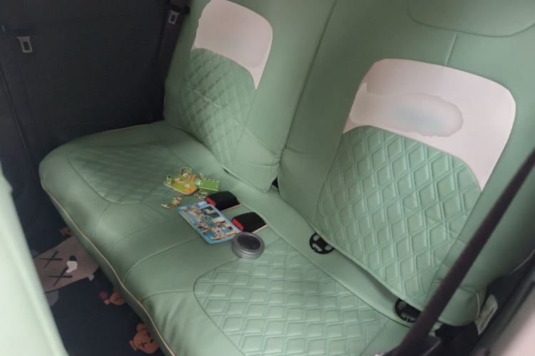 Used Wuling Hongguang MINIEV 2021 Macaron Premium Model – Lithium-NMC Left Rear Seat
