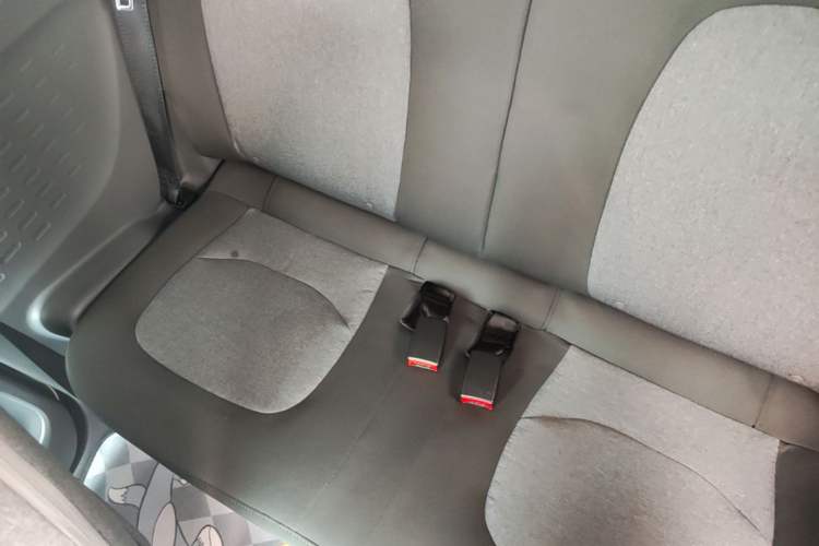 Used Wuling Hongguang MINIEV 2021 Macaron Fashion Model Lithium Iron Phosphate Left Rear Seat