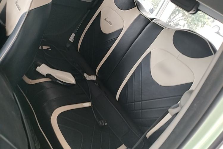 Used Wuling Hongguang MINIEV 2021 Macaron Fashion Model Lithium Iron Phosphate Left Rear Seat
