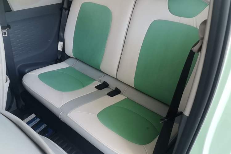 Used Wuling Hongguang MINIEV 2021 Macaron Premium Model – Lithium Iron Phosphate Left Rear Seat