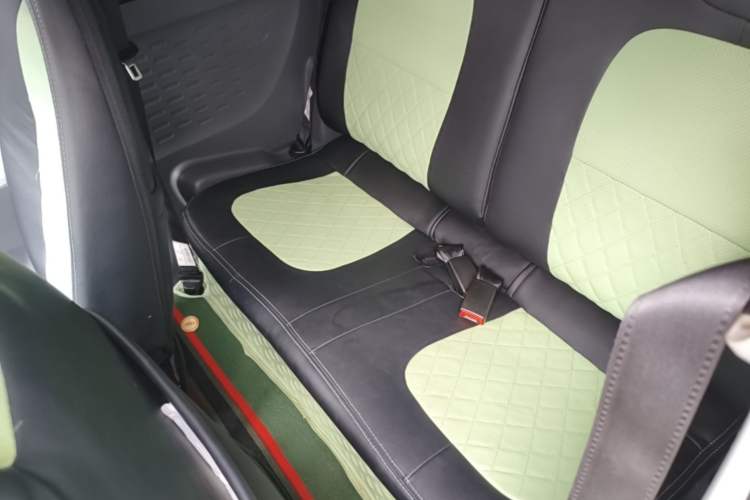 Used Wuling Hongguang MINIEV 2021 Macaron Premium Model – Lithium Iron Phosphate Left Rear Seat