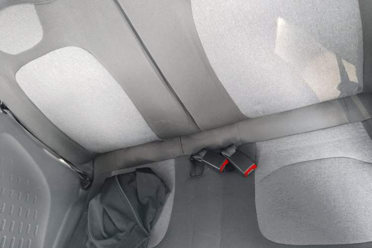Used Wuling Hongguang MINIEV 2021 Macaron Premium Model – Lithium Iron Phosphate Left Rear Seat