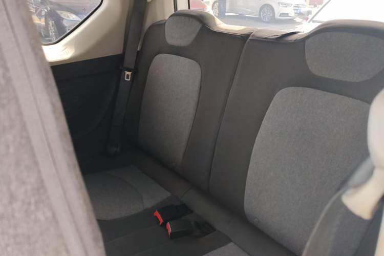 Used Wuling Hongguang MINIEV 2021 Macaron Premium Model – Lithium-NMC Left Rear Seat