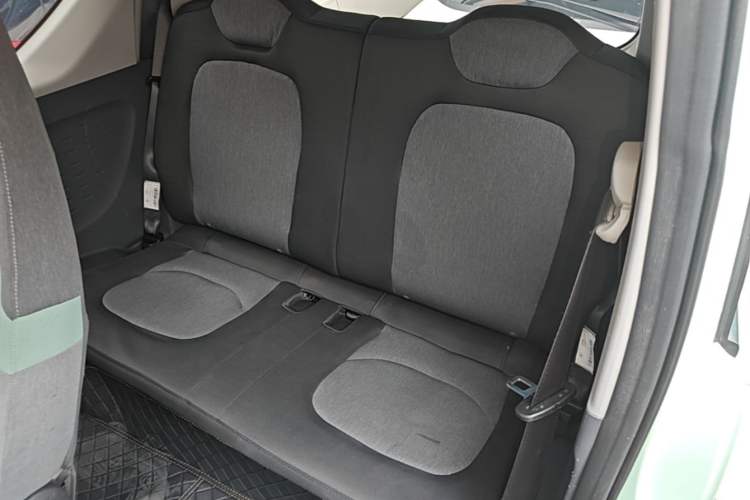 Used Wuling Hongguang MINIEV 2021 Macaron Premium Model – Lithium Iron Phosphate Left Rear Seat