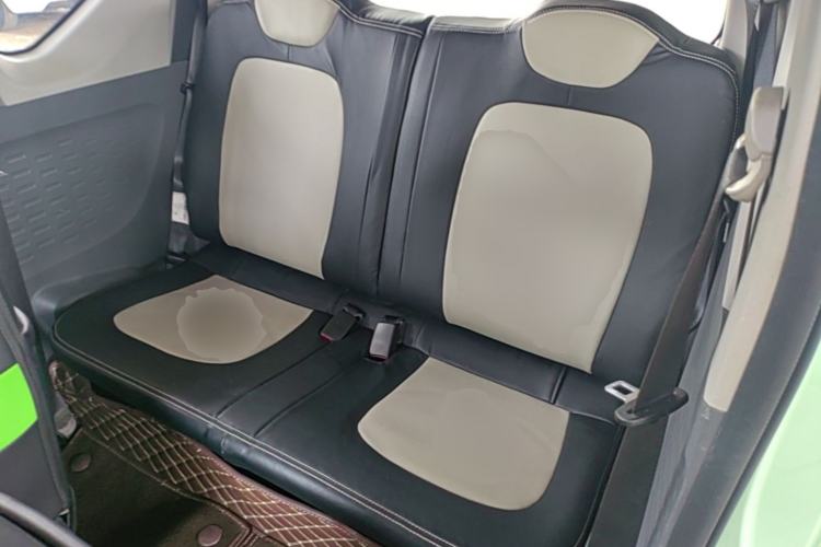 Used Wuling Hongguang MINIEV 2021 Macaron Fashion Edition Lithium-Ion Battery Left Rear Seat